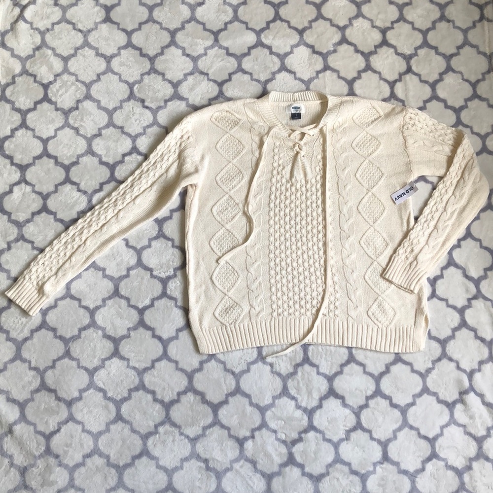 NEW cable knit sweater